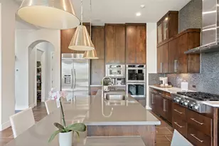 13009 Zen Gardens Way, Austin, TX 78732 - Photo 9