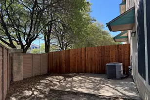 2100 Pipers Field Dr, Austin, TX 78758 - Photo 13