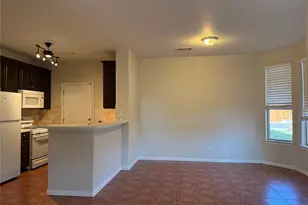 2100 Pipers Field Dr, Austin, TX 78758 - Photo 5