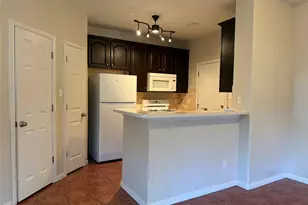 2100 Pipers Field Dr, Austin, TX 78758 - Photo 3