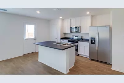 110 Bull Lake Circle, Buda, TX 78610 - Photo 3