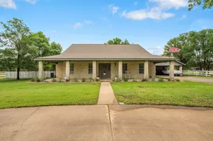 808 Golden Oaks Rd, Georgetown, TX 78628 - Photo 21