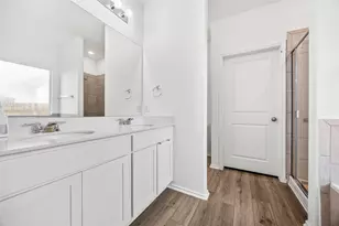 141 Rowdy Yates Wy, Jarrell, TX 76537 - Photo 15