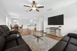 141 Rowdy Yates Wy, Jarrell, TX 76537 - Photo 7