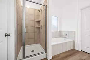 141 Rowdy Yates Wy, Jarrell, TX 76537 - Photo 21