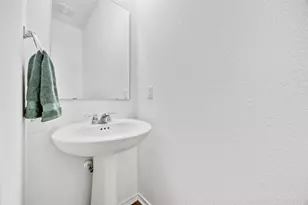 141 Rowdy Yates Wy, Jarrell, TX 76537 - Photo 25