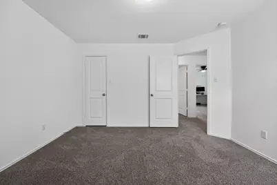 141 Rowdy Yates Way, Jarrell, TX 76537 - Photo 19