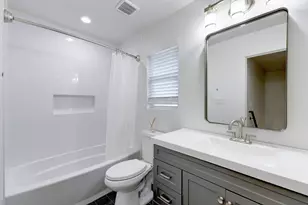 300 Lightsey Rd, Austin, TX 78704 - Photo 17