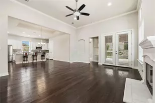 204 Delfino Cir, Lakeway, TX 78734 - Photo 13