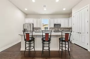 204 Delfino Cir, Lakeway, TX 78734 - Photo 11