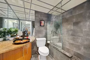 1800 Lavaca St, Austin, TX 78701 - Photo 13