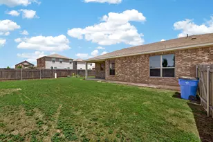 282 Lena Ln, Kyle, TX 78640 - Photo 27