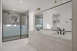 910 Nalide St, Austin, TX 78745 - Photo 23