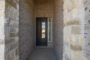 150 Angel Oak Wy, San Marcos, TX 78666 - Photo 3