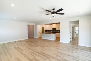 150 Angel Oak Wy, San Marcos, TX 78666 - Photo 13