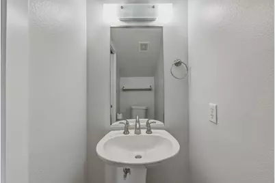 1305 E 6th Street #13, Austin, TX 78702 - Photo 7