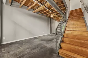 1305 E 6th St, Austin, TX 78702 - Photo 5