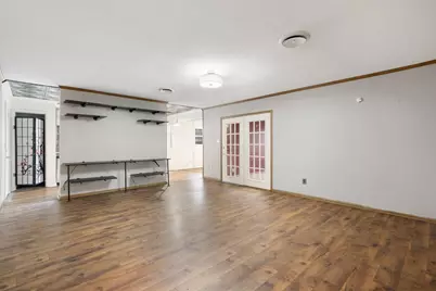 2204 Smith Avenue, Taylor, TX 76574 - Photo 7