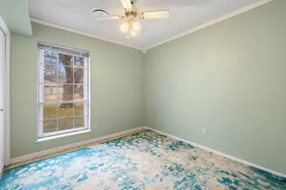 2204 Smith Avenue, Taylor, TX 76574 - Photo 31