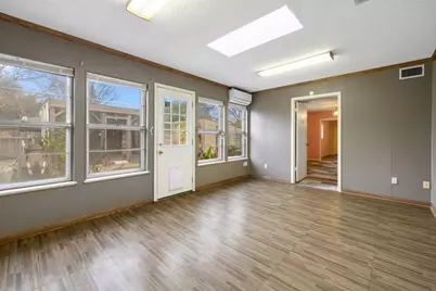 2204 Smith Avenue, Taylor, TX 76574 - Photo 25