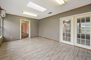 2204 Smith Ave, Taylor, TX 76574 - Photo 23