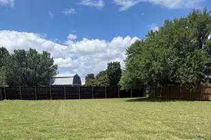 211 Brent Blvd, Kyle, TX 78640 - Photo 5