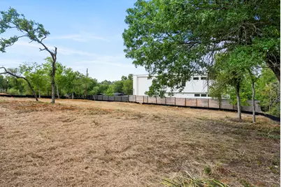 6300 Forest Hills Drive, Austin, TX 78746 - Photo 9