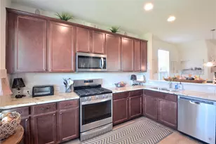 213 Compania Dr, Liberty Hill, TX 78642 - Photo 5