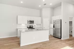 732 Staglin St, Buda, TX 78610 - Photo 7