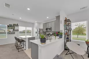 218 Oldbridge Dr, Hutto, TX 78634 - Photo 11