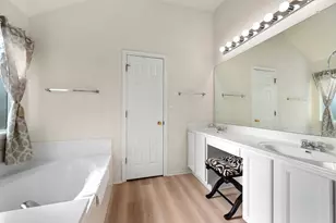 13617 Campesina Dr, Austin, TX 78727 - Photo 21