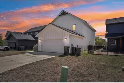 416 Stagecoach Trail, San Marcos, TX 78666 - Photo 3