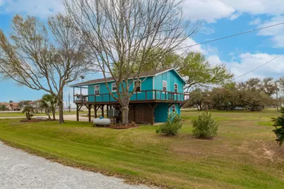 1941 Bayview Drive, Palacios, TX 77465 - Photo 27