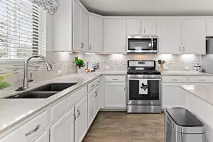 610 Chambers Creek Ct, Georgetown, TX 78633 - Photo 3