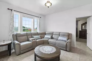 323 Woodbrook Tr, Buda, TX 78610 - Photo 5