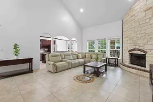 323 Woodbrook Tr, Buda, TX 78610 - Photo 13