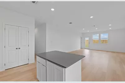 260 Elk Avenue, San Marcos, TX 78666 - Photo 5
