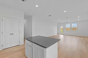260 Elk Ave, San Marcos, TX 78666 - Photo 5