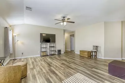 122 Wild Plum, San Marcos, TX 78666 - Photo 5