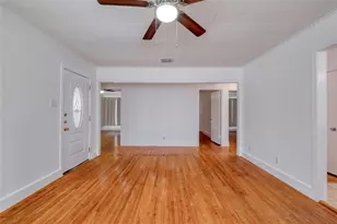 511 Sloan St, Taylor, TX 76574 - Photo 7