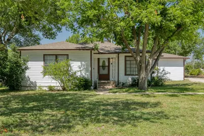 511 Sloan Street, Taylor, TX 76574 - Photo 1