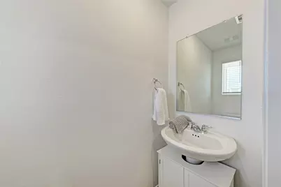 12112 Scarlet Sleeve Way, Del Valle, TX 78617 - Photo 17