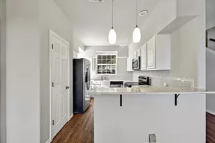 10613 Turkey Bend Dr, Jonestown, TX 78645 - Photo 7