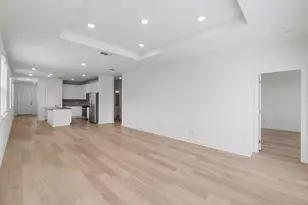 329 Sullivan Wy, Elgin, TX 78621 - Photo 7