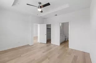 329 Sullivan Wy, Elgin, TX 78621 - Photo 11