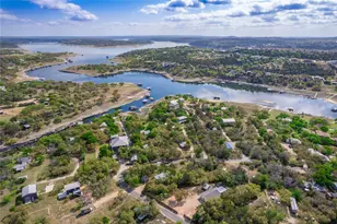 2705 Cory Ln, Spicewood, TX 78669 - Photo 31