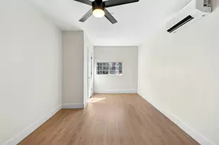 1708 E 17th St, Austin, TX 78702 - Photo 17