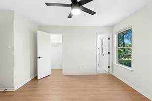 1708 E 17th St, Austin, TX 78702 - Photo 23