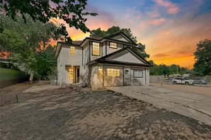 1708 E 17th St, Austin, TX 78702 - Photo 1