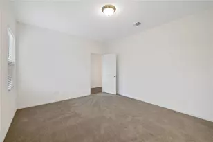 329 Flower Smith Ln, Jarrell, TX 76537 - Photo 15